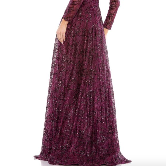 MAC DUGGAL EMBELLISHED V-NECK LONG SLEEVE A-LINE PLUM GOWN sz 12 - Picture 6 of 6
